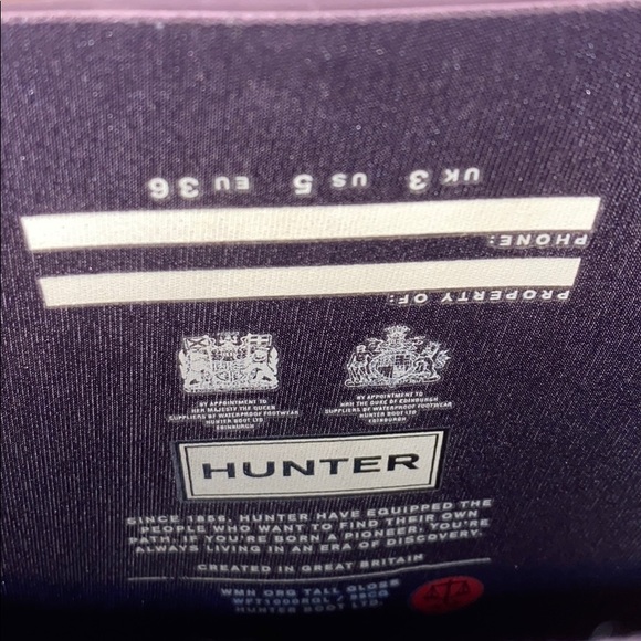 Women’s Hunter Rain boots!☂️ Size 5! Never worn! - Picture 3 of 3
